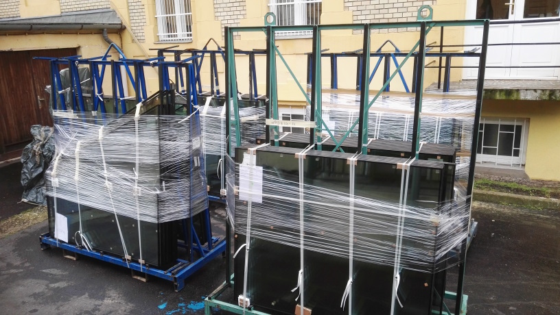 Megérkeztek az üvegek